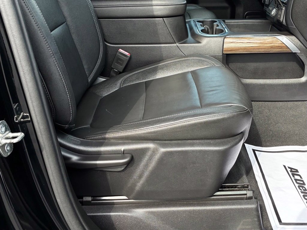 Used 2019 Chevrolet Silverado 1500 RST w/ All-Star Edition AWD/4WD image 27