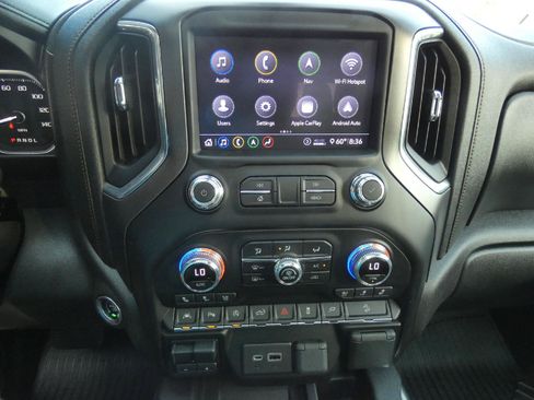 Certified 2020 GMC Sierra 1500 AT4 w/ AT4 Premium Package AWD/4WD image 22