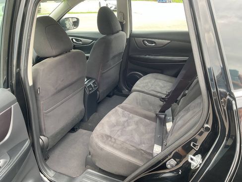 Used 2015 Nissan Rogue S AWD/4WD image 26