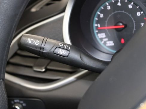 Used 2024 Chevrolet Malibu LT image 36