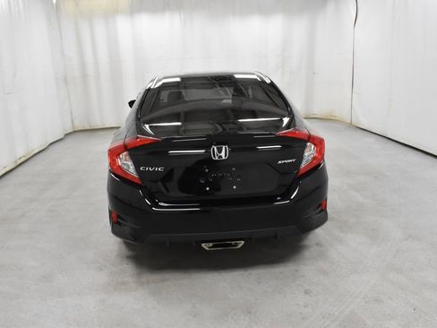Used 2020 Honda Civic Sport image 6