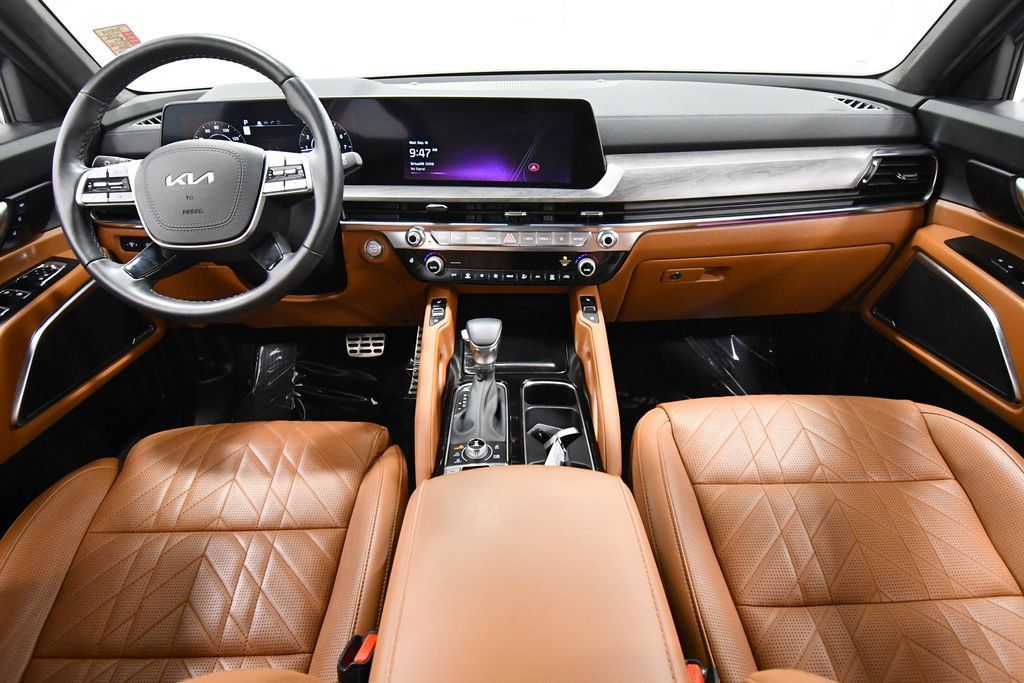 Certified 2025 Kia Telluride SX Prestige X-Line AWD/4WD image 3