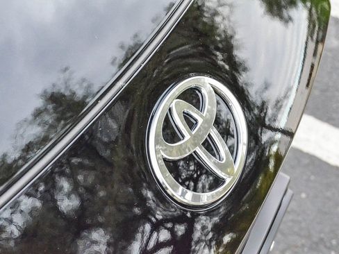 New 2026 Toyota Prius Limited image 12