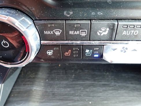 Certified 2024 Ford F150 Lariat image 25