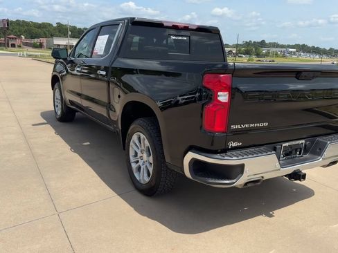 Used 2025 Chevrolet Silverado 1500 LTZ w/ Technology Package AWD/4WD image 6