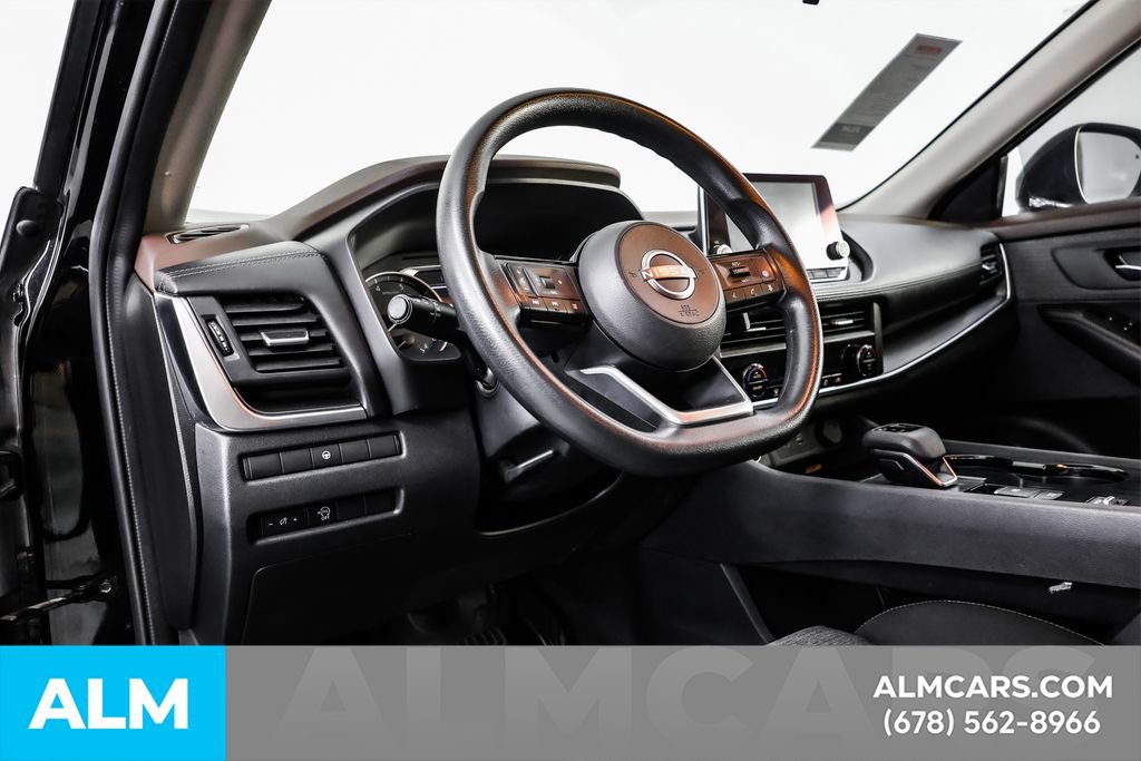 Used 2023 Nissan Rogue SV FWD image 24