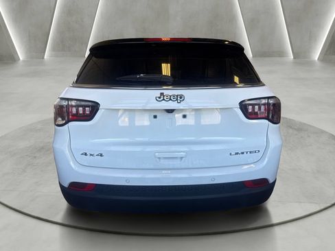 Used 2025 Jeep Compass Limited AWD/4WD image 7