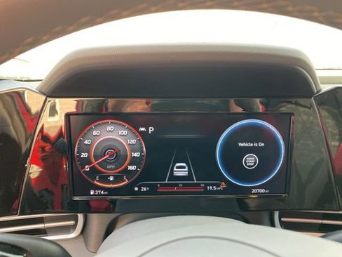 Used 2022 Hyundai Elantra SEL w/ Convenience Package image 18