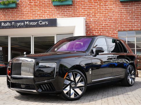 New 2026 Rolls-Royce Cullinan AWD/4WD image 1