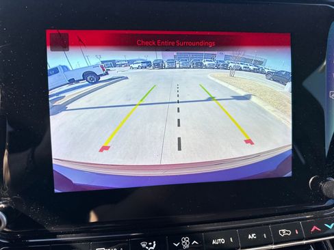 Used 2023 Jeep Wagoneer L Series III w/ Preferred Equipment Group image 20