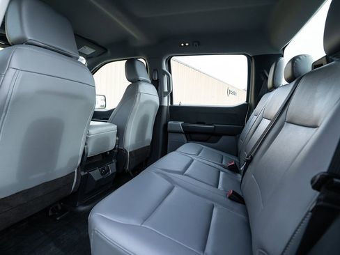 Used 2023 Ford F150 XL w/ Trailer Tow Package image 31