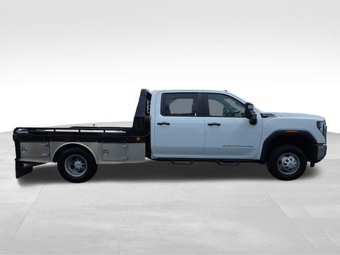 Used 2025 GMC Sierra 3500 Pro w/ Convenience Package AWD/4WD image 6