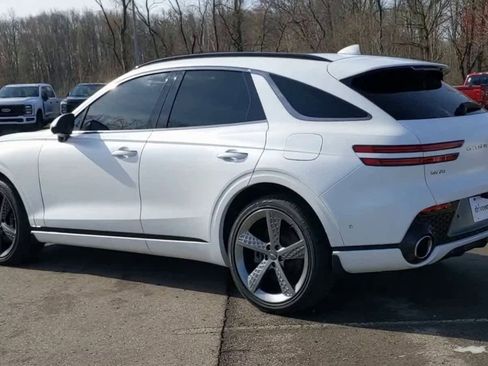 Used 2022 Genesis GV70 3.5T Sport w/ Sport Prestige Package image 6