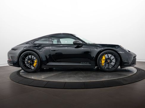 Certified 2026 Porsche 911 Carrera GTS RWD image 8