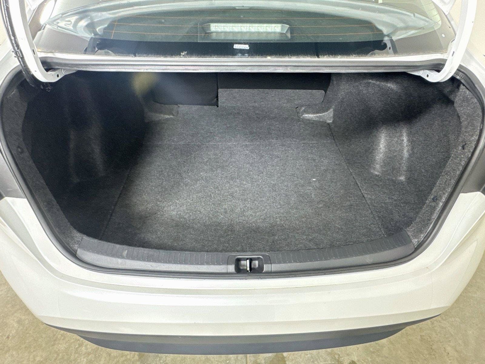 Used 2025 Toyota Corolla LE FWD image 24