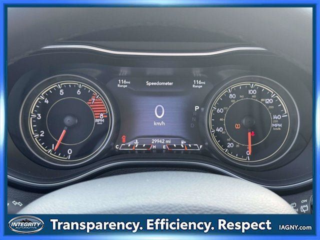 Used 2022 Jeep Cherokee Limited w/ Mopar Interior Package AWD/4WD image 25