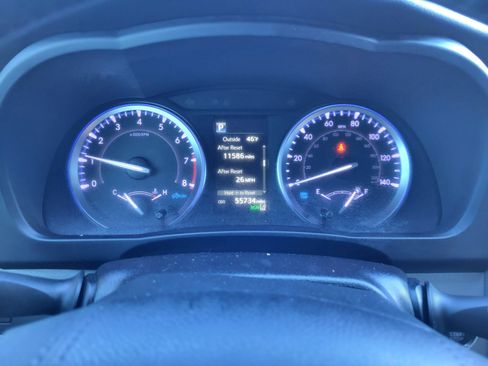 Used 2019 Toyota Highlander Limited Platinum image 10