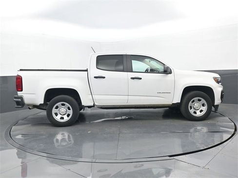 Used 2022 Chevrolet Colorado W/T image 2