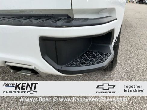 Used 2023 Chevrolet Silverado 1500 RST w/ Redline Edition image 11