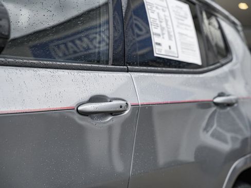 Used 2022 Jeep Compass High Altitude image 16