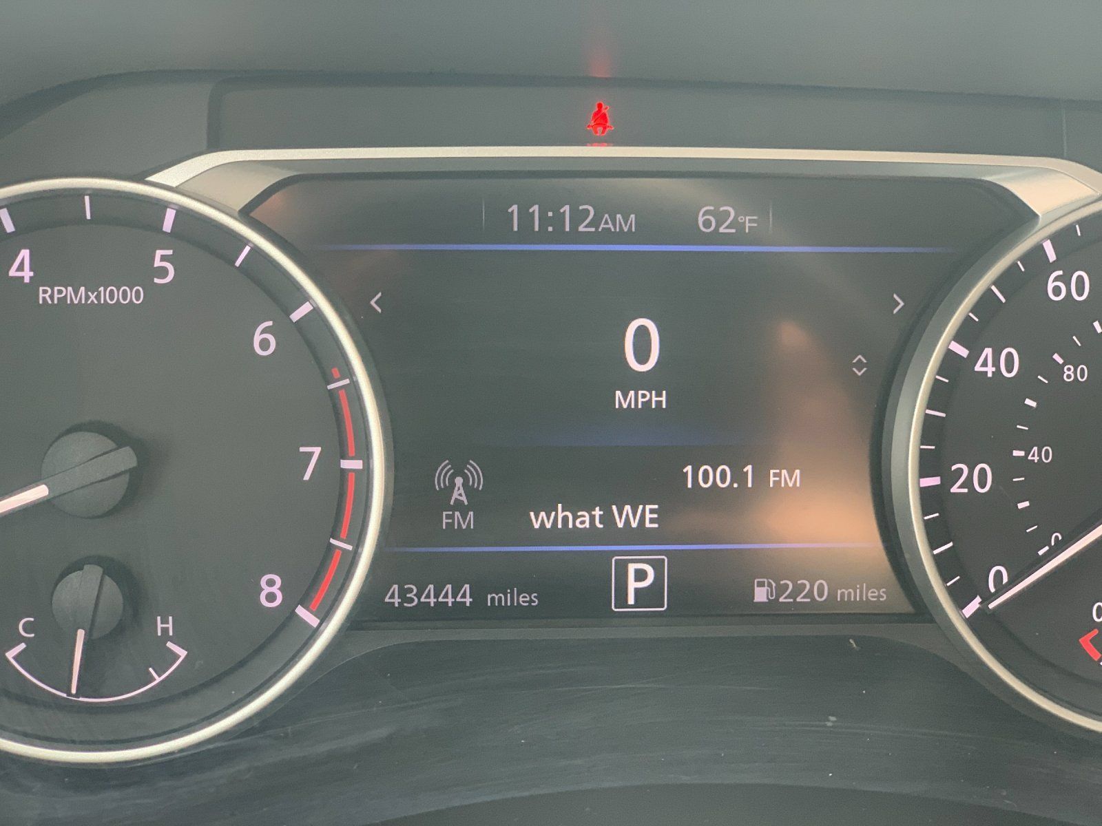 Used 2025 Nissan Sentra SV FWD image 31