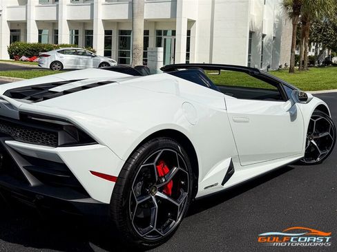Used 2020 Lamborghini Huracan EVO AWD/4WD image 60