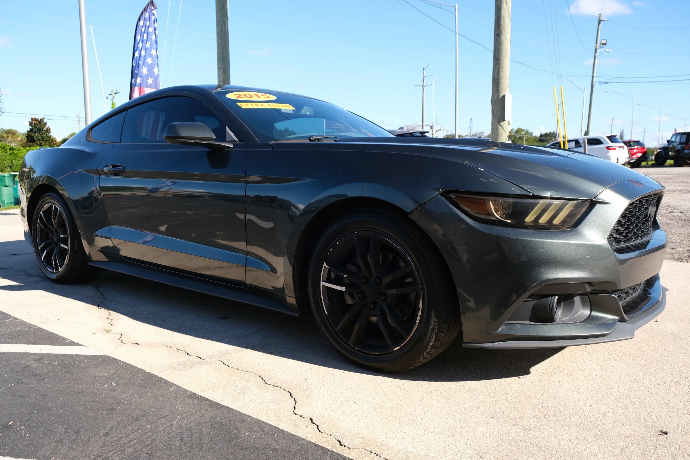 Used 2015 Ford Mustang Premium RWD image 3