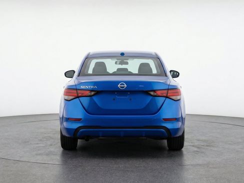 Used 2025 Nissan Sentra SV FWD image 7