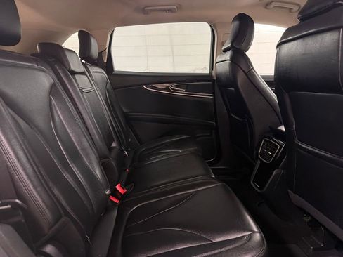 Used 2022 Lincoln Nautilus FWD image 27