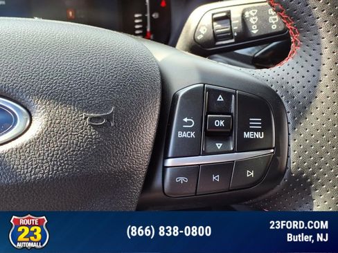 Certified 2024 Ford Escape ST-Line image 17