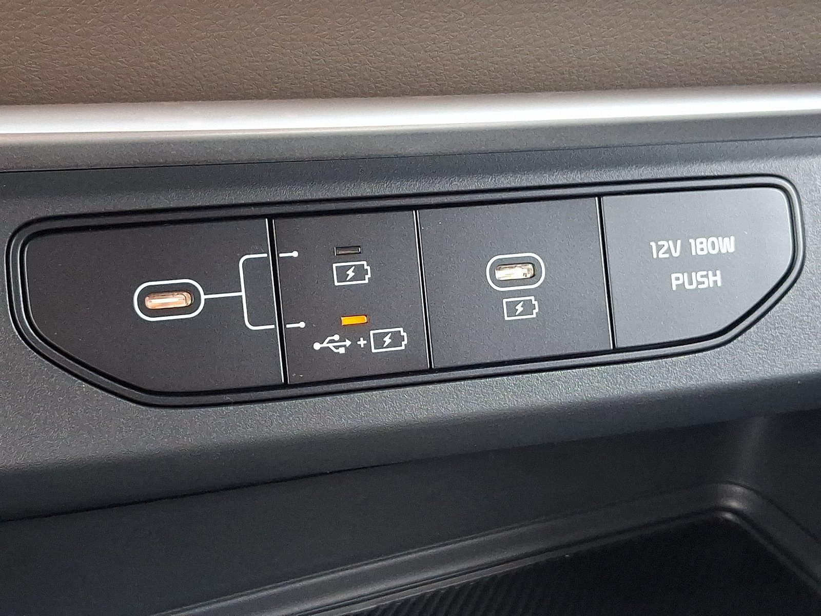 New 2027 Kia Carnival FWD image 16