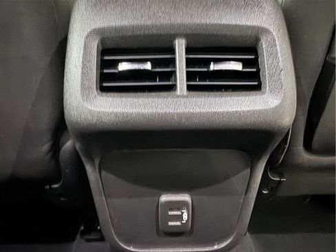 Used 2023 GMC Terrain SLE w/ Driver Convenience Package AWD/4WD image 29