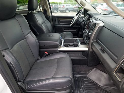 Used 2018 RAM 2500 Laramie w/ Sport Appearance Group AWD/4WD image 36