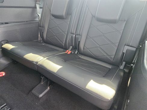 New 2026 Volkswagen Atlas SE image 22