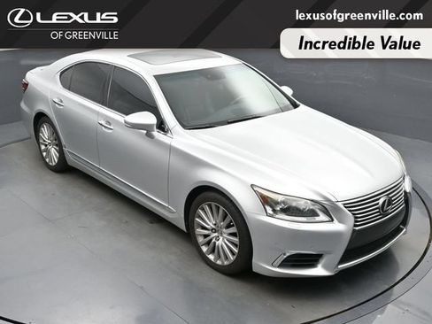 Used 2013 Lexus LS 460 w/ Comfort Pkg RWD image 40