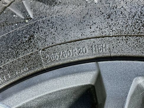 Used 2024 Toyota Sequoia Platinum AWD/4WD image 34