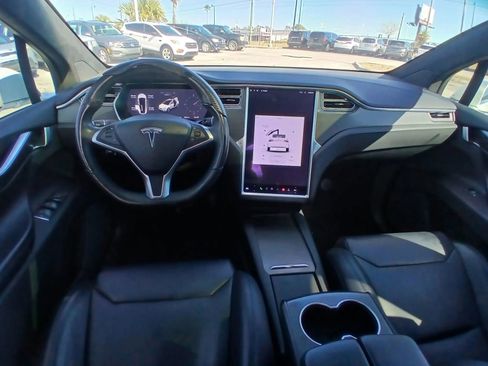 Used 2017 Tesla Model X 75D image 25