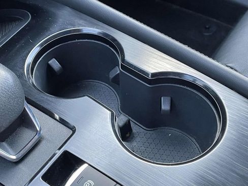 Used 2023 Nissan Rogue SL w/ SL Premium Package image 29