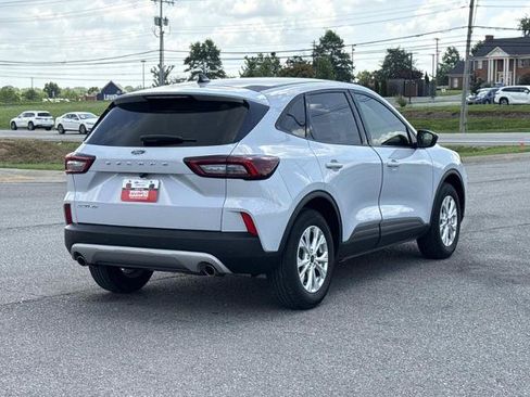 Certified 2025 Ford Escape Active w/ Tech Pack #1 FWD image 4