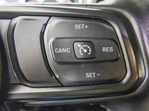 Used 2021 Jeep Wrangler Willys w/ LED Headlamp & Fog Lamp Group image 72