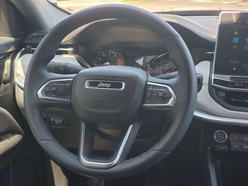 Used 2023 Jeep Compass Limited AWD/4WD image 21