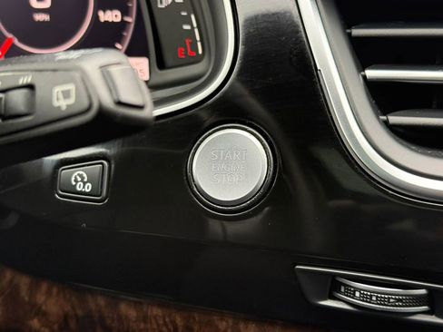 Used 2018 Audi Q7 3.0T Prestige w/ Prestige Package image 36