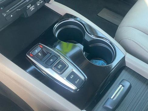 Used 2022 Honda Pilot Touring image 24