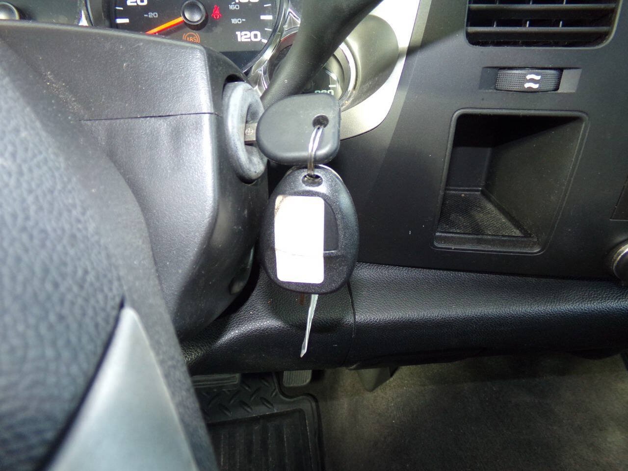 Used 2010 Chevrolet Silverado 1500 LT w/ Power Pack Plus RWD image 59