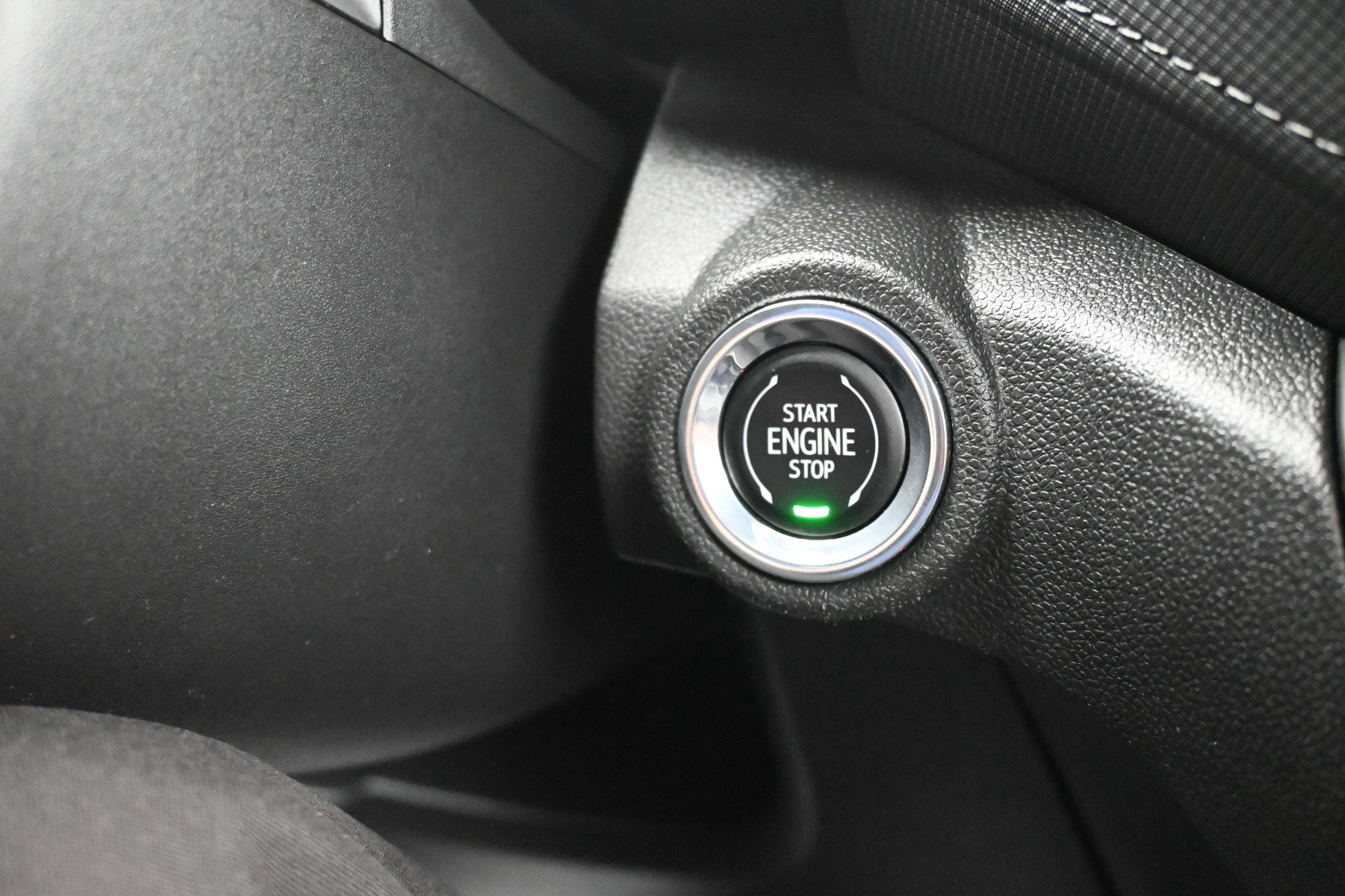 Used 2023 Chevrolet TrailBlazer LT FWD image 19