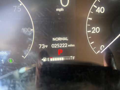 Used 2025 Honda CR-V Sport-L image 17