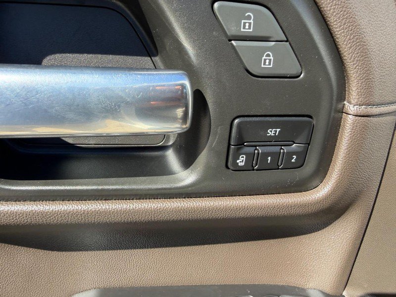 Used 2020 GMC Sierra 1500 SLT w/ SLT Premium Plus Package AWD/4WD image 16