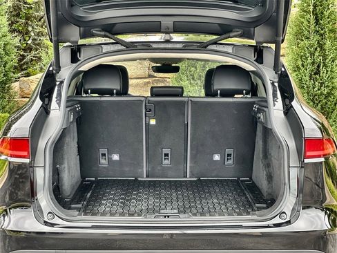 Used 2020 Jaguar F-PACE Prestige image 20