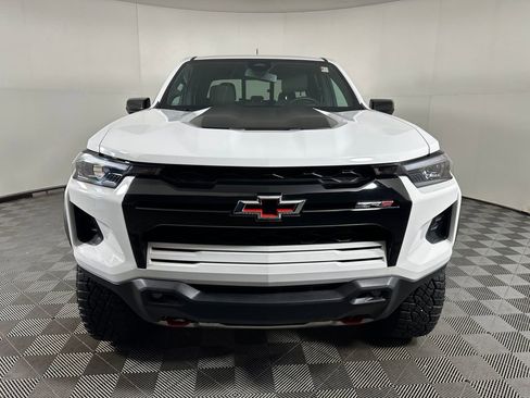 Used 2024 Chevrolet Colorado ZR2 AWD/4WD image 8