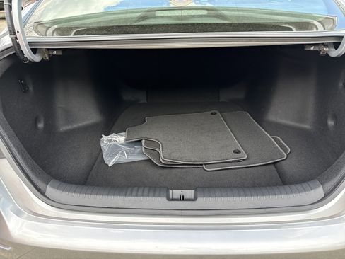 Used 2025 Honda Accord Sport image 18